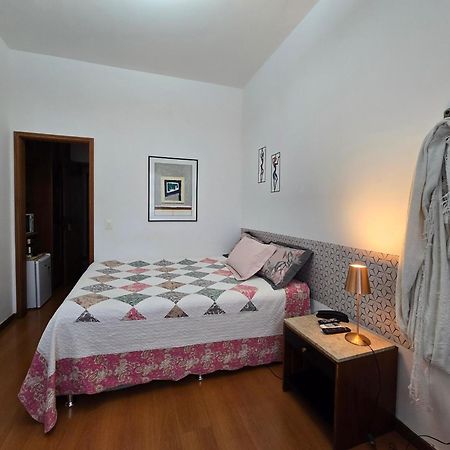 Volpi Residence Na Savassi - Sinta-Se Em Casa! 贝洛哈里桑塔 外观 照片