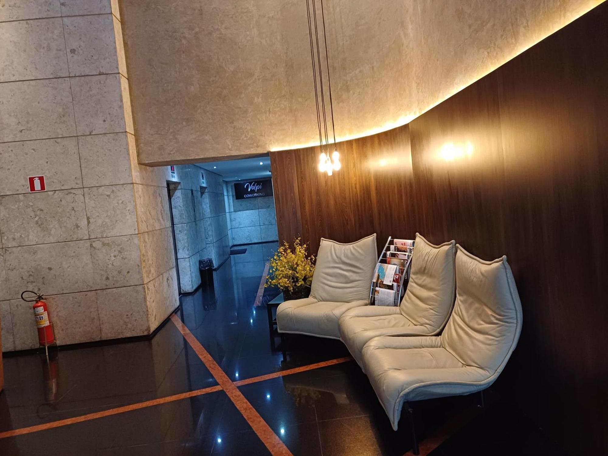 Volpi Residence Na Savassi - Sinta-Se Em Casa! 贝洛哈里桑塔 外观 照片