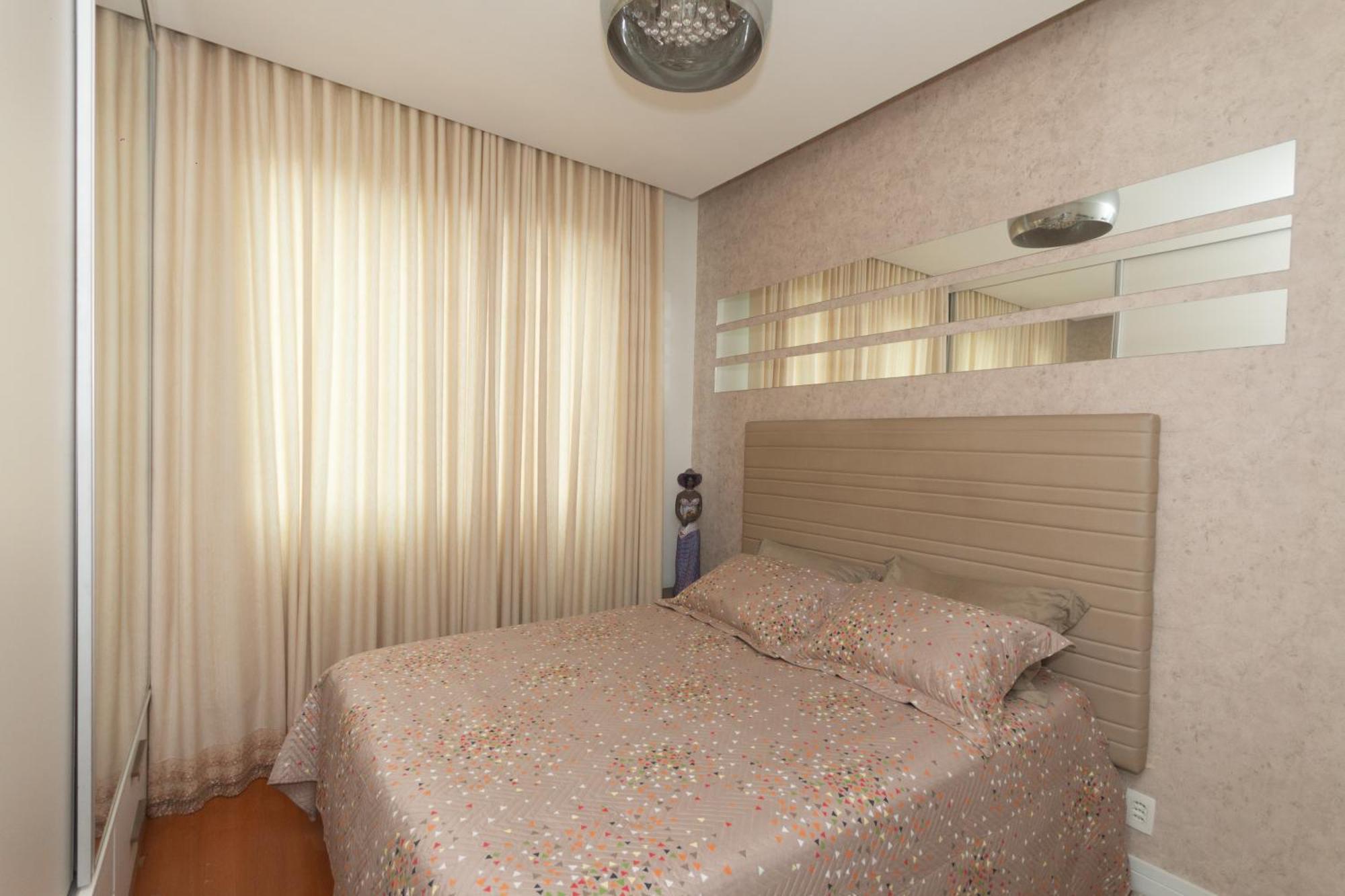 Volpi Residence Na Savassi - Sinta-Se Em Casa! 贝洛哈里桑塔 客房 照片