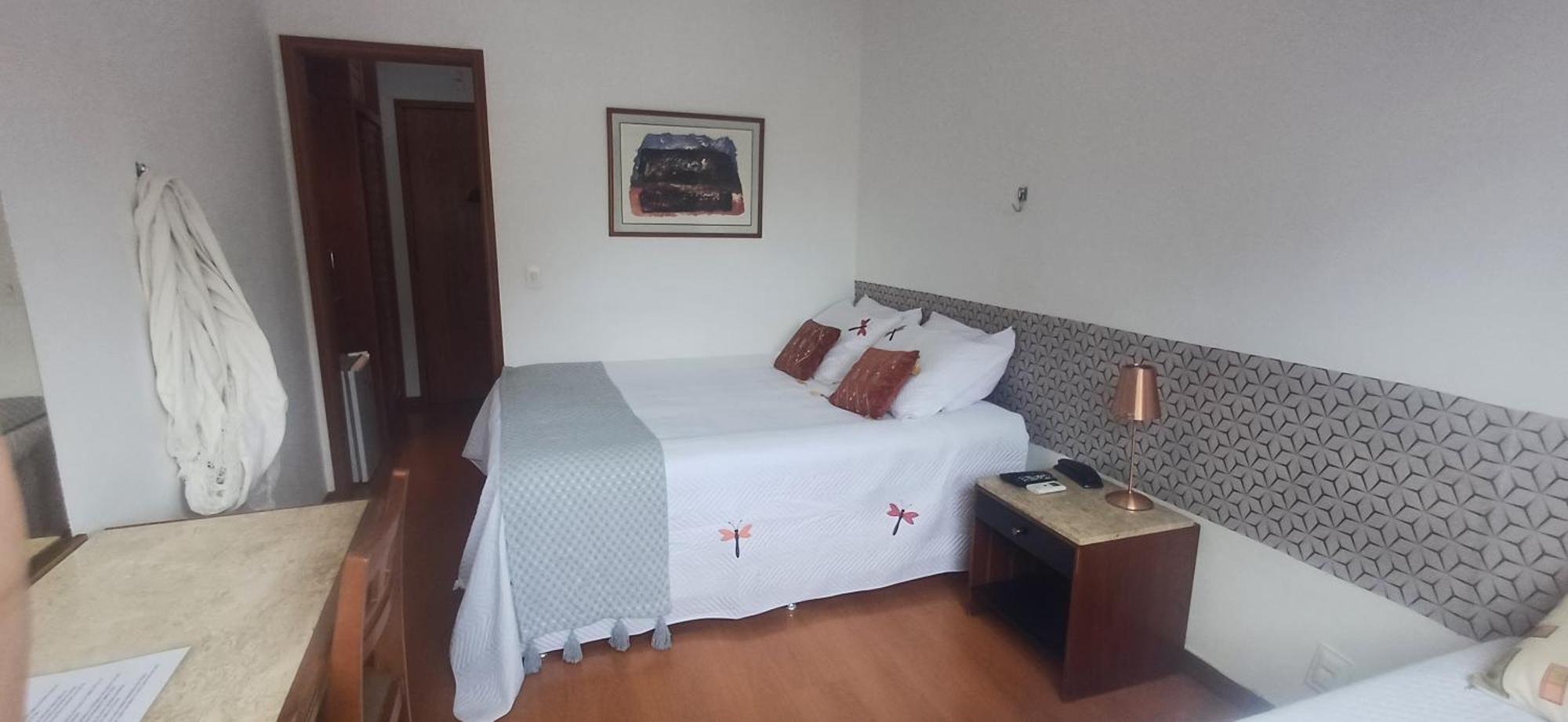 Volpi Residence Na Savassi - Sinta-Se Em Casa! 贝洛哈里桑塔 外观 照片